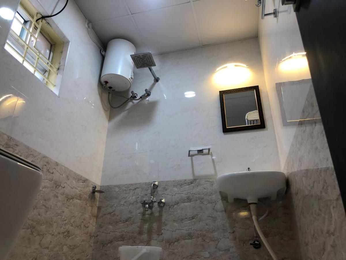 Eshanya Comforts Attibele Ngoại thất bức ảnh