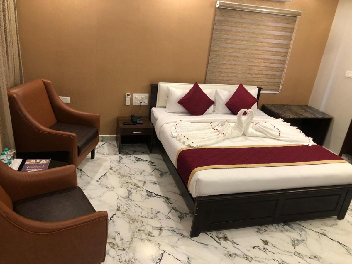 Eshanya Comforts Attibele Ngoại thất bức ảnh